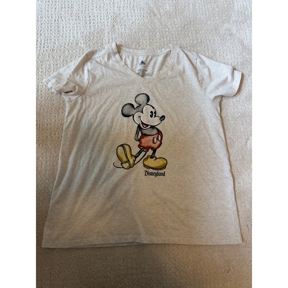 Disneyland Graphic Tee V Neck L Gray Disney Mickey Retro Americana Vacation